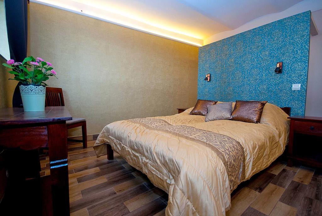 Aradi Apartman เปตช์ ภายนอก รูปภาพ