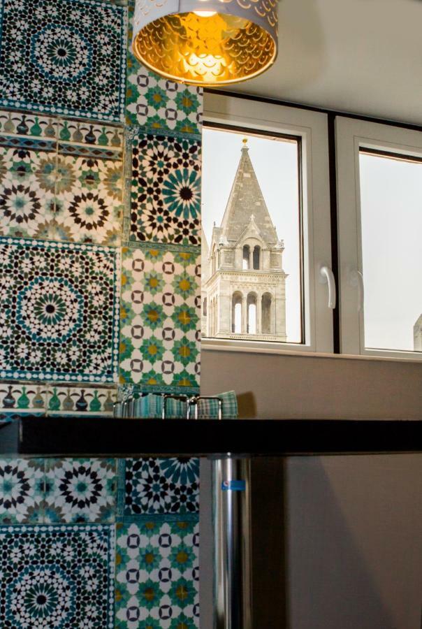 Aradi Apartman เปตช์ ภายนอก รูปภาพ